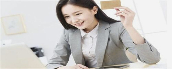 女生从事箱包销售的优势与前景